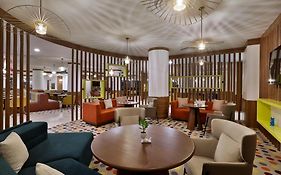 Hampton By Hilton Sharma Neom Community 1